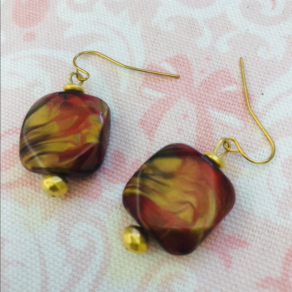 Earrings - Picture 3 of 7